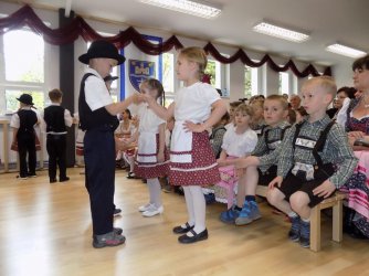 8. Tanztreffen der ungarndeutschen Kindergarten
